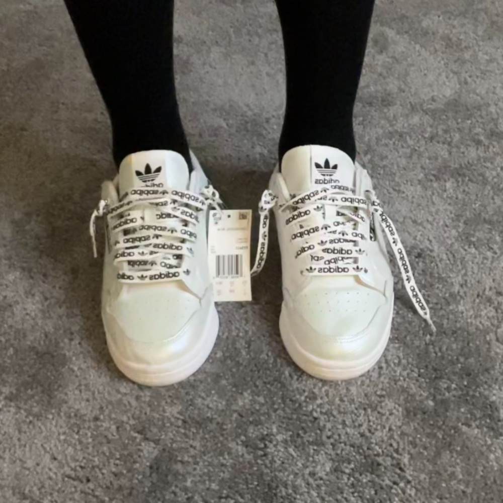 Adidas Mens Continental sneakers